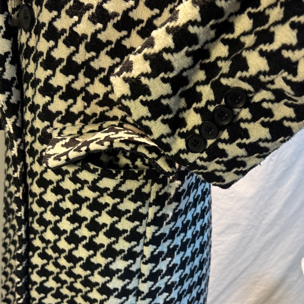 Chic Houndstooth Pea Coat - Picture 4 of 12